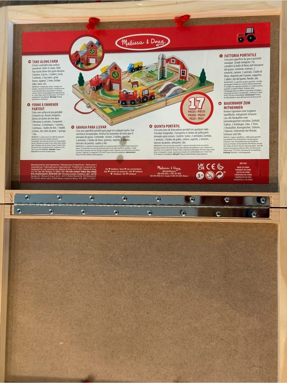Melissa & Doug portable foldable